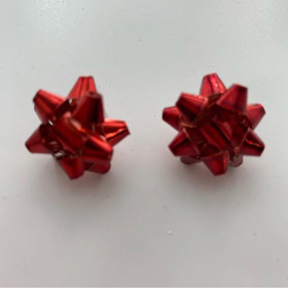 Red Christmas Bow Earrings pierced post holiday festive - Picture 6 of 6